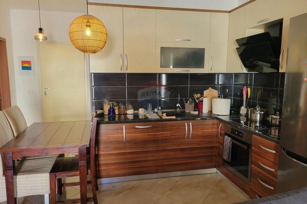 Apartament 1+1 per shitje te Komuna e Parisit