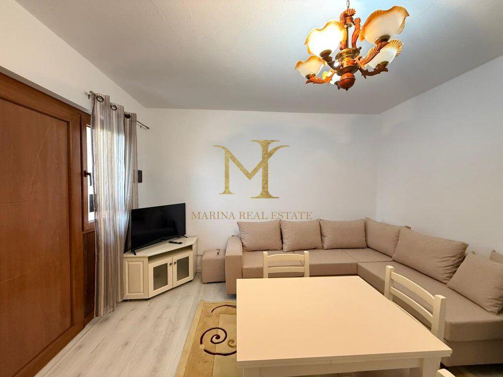 APARTAMENT 1+1 ME QERA , PLAZH HEKURUDHA !!