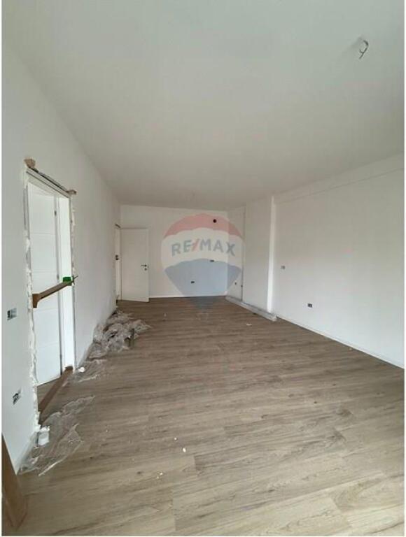 SHESIM APARTAMENT 2+1+2 RRUGA JORDAN MISJA!