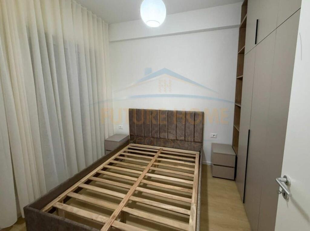 VENDESI APPARTAMENTO 1+1 COMPLESSO KADIU, ALI DEM