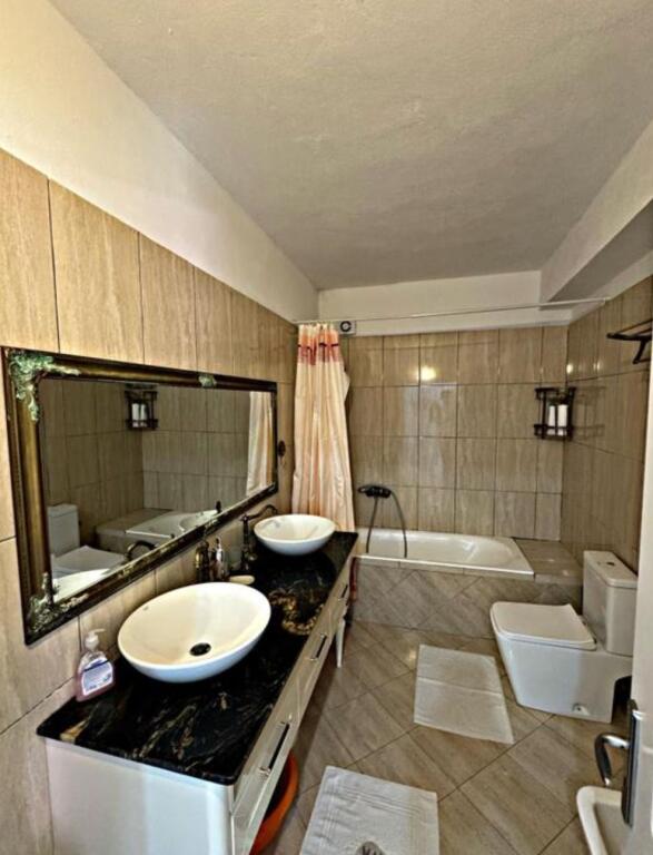 🌟 3+1+3 për Shitje – Apartament Luksoz në Sarandë