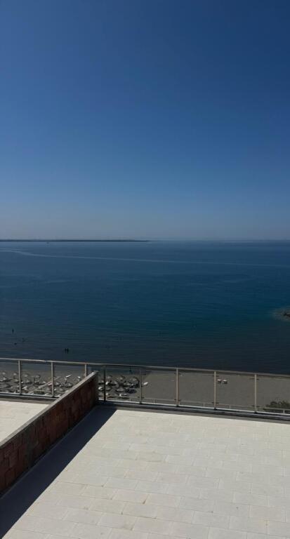 JEPET ME QERA HOTEL-BAR -RESTORANT +PISHINA NE RANEN E HEDHME, SHENGJIN MOBILIM MODERN I DHOMAVE DHE BAR RESTORANTIT