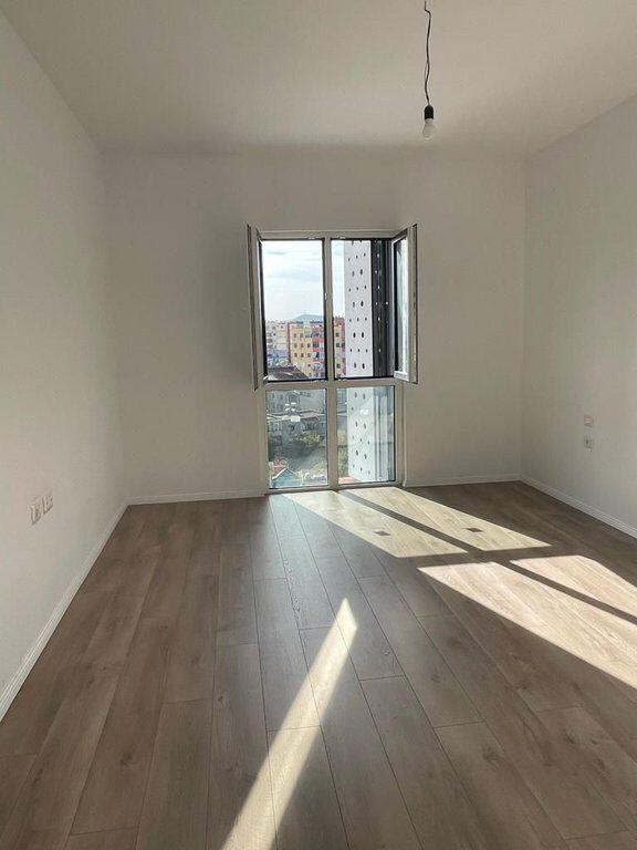 Apartament 1+1 për Shitje – Rruga 5 Maji, pjese e kompleksit Emerald ne Tiranë! 180,000 € Sip. Totale  82m2