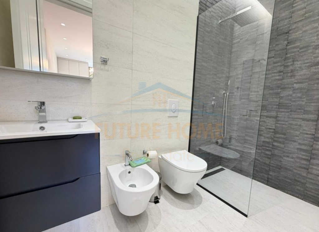 Rent, Apartment 2+1+Parking Space near the stadium, Air Albania, Tirana.