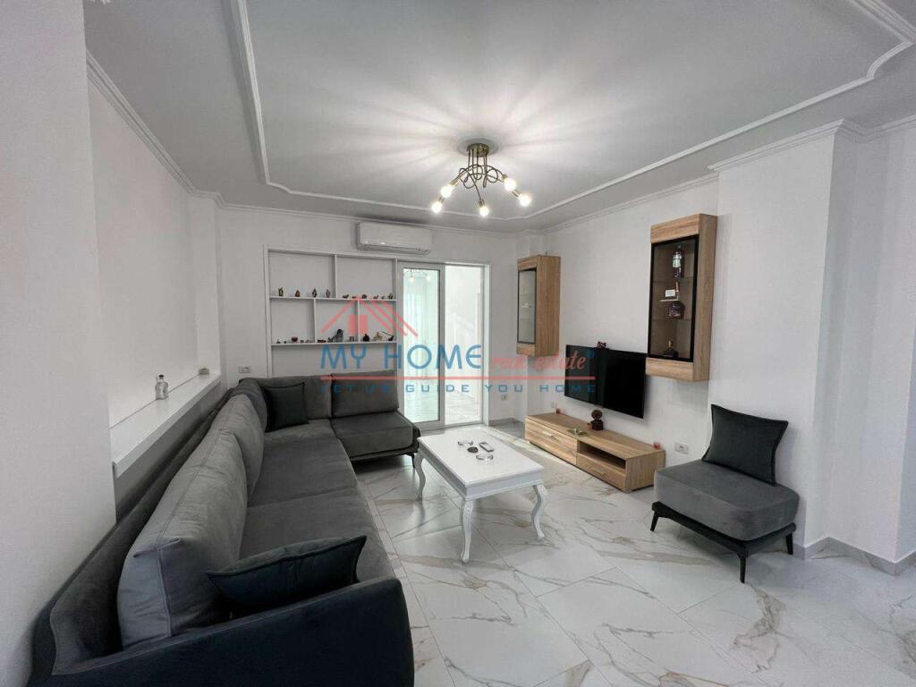 Apartament 2+1 me qera Sheshi Willson Tirane