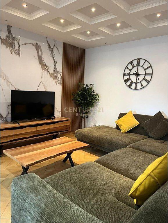 Apartment 2+1 for rent in Center