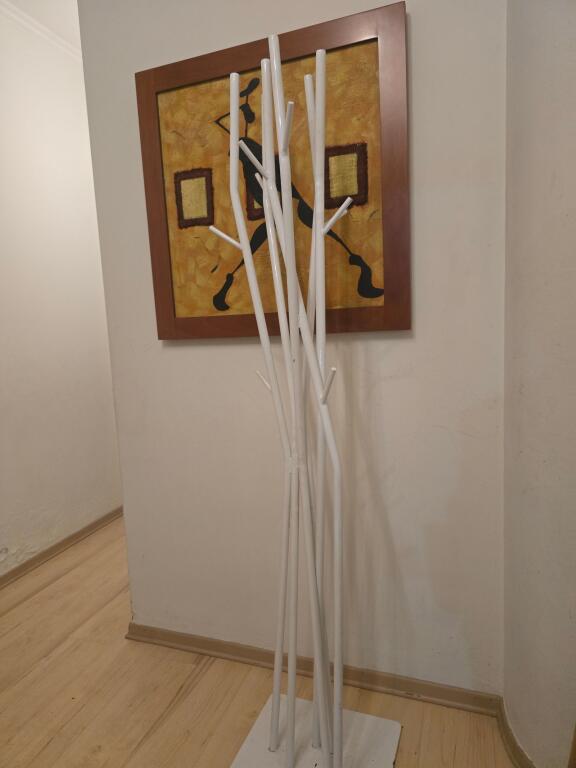 Affittasi 2+1+2, vicino a 21 Dhjetori