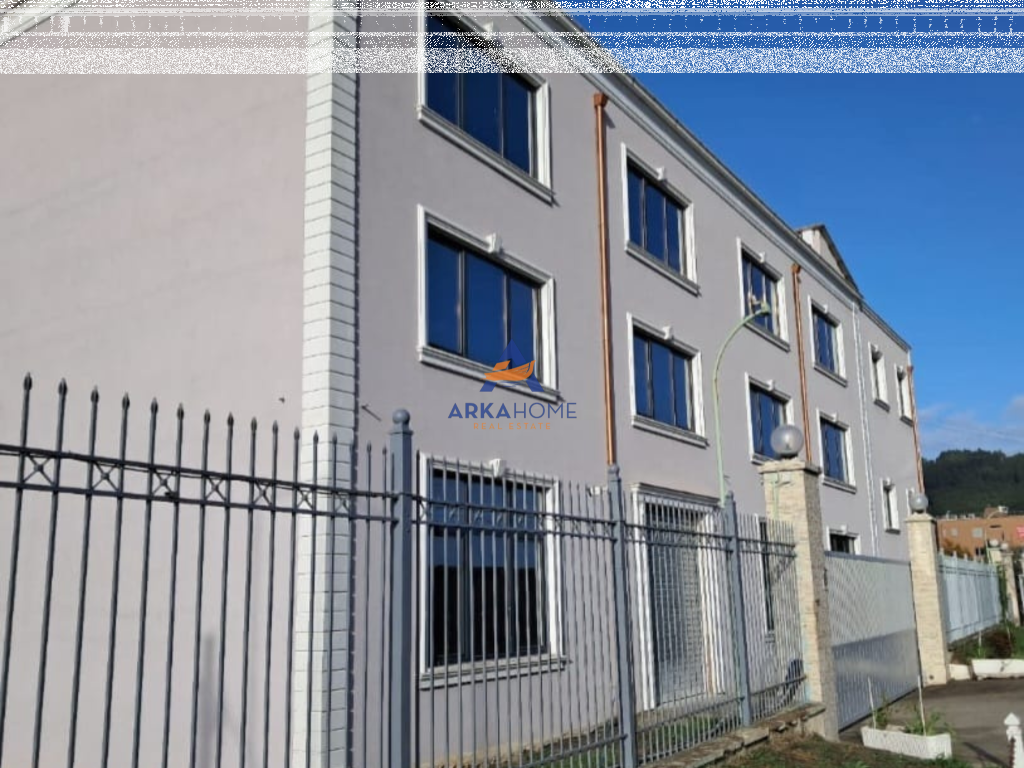 FOR RENT 3 STORY BUILDING TOGETHER WITH BUSINESS OFFICES 1280 M2 " TIRANE VAQARR KM5" 13,000 EURO