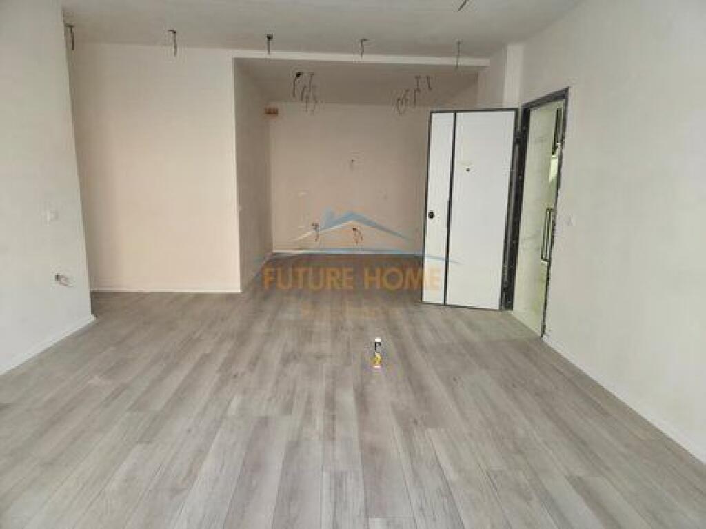 For sale, Apartment 2+1+2, Elbasani Street, Tirana