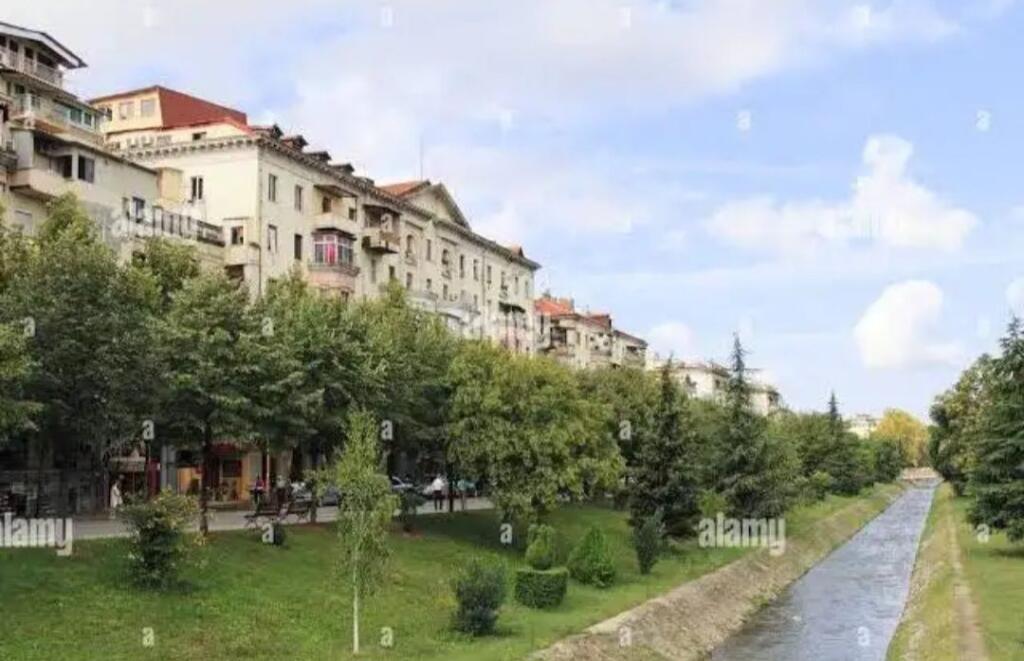 BUSINESS PREMISES FOR RENT AT BAJRAM CURRI BOULEVARD