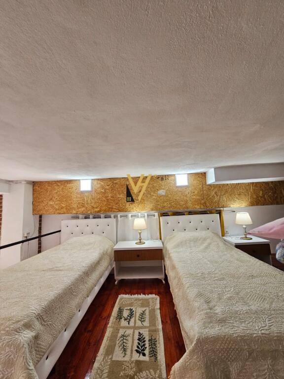 JEPET DUPLEX 1+1 ME QIRA TE KONGRESI I MANASTIRIT 35.000 LEKE