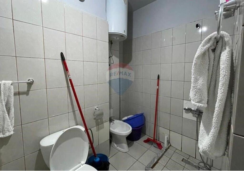 Shitet Apartament 2+1+ballkon ne Fresk (530551001-229)