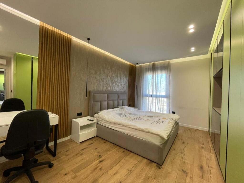 Apartment 2+1+Parking for rent at the Olympic Complex in the Paris Municipality.