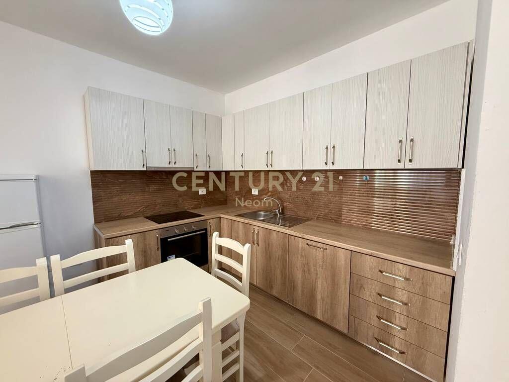 JEPET APARTAMENT 1+1 TE SELVIA ME QERA