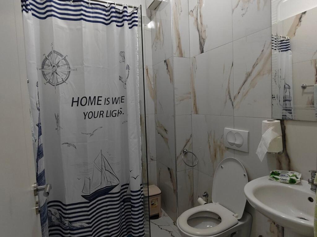 Apartament 1+1 NE SHITJE TEK GJIRI I LALZIT 105,000 EURO I DISKUTUESHEM