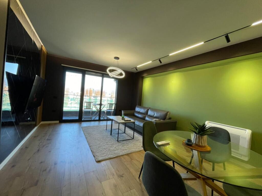 Apartment 2+1+Parking for rent at the Olympic Complex in the Paris Municipality.