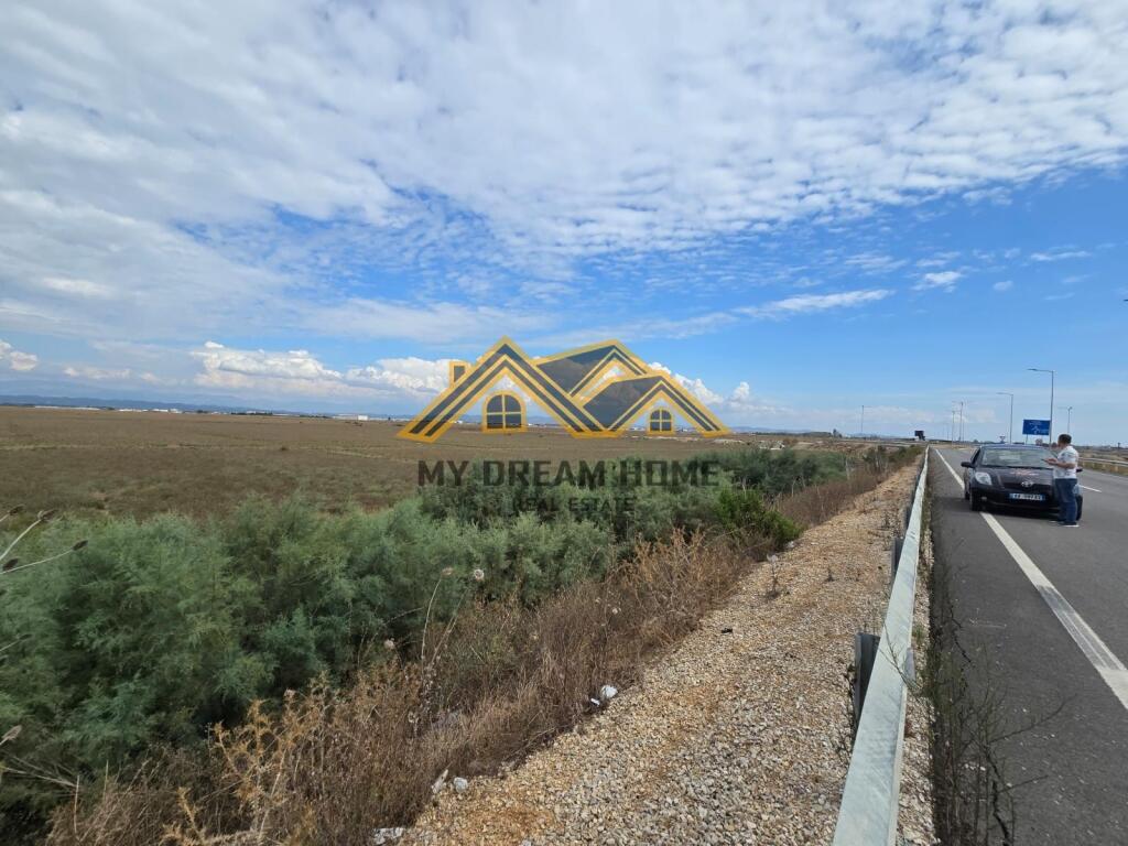 SHITET TOKE NE PORTO-ROMANO ,DURRES!