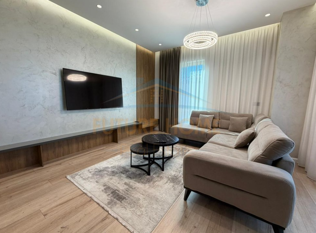 Rent, Apartment 2+1+Parking Space near the stadium, Air Albania, Tirana.