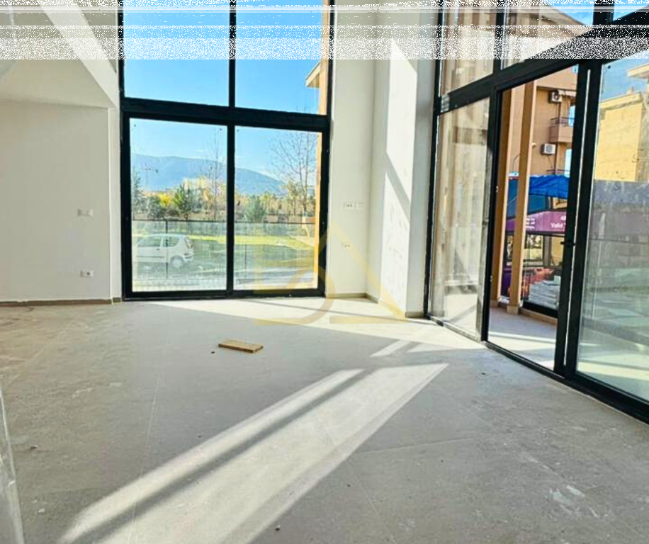 Shitet Duplex – Rradhimë, Vlorë