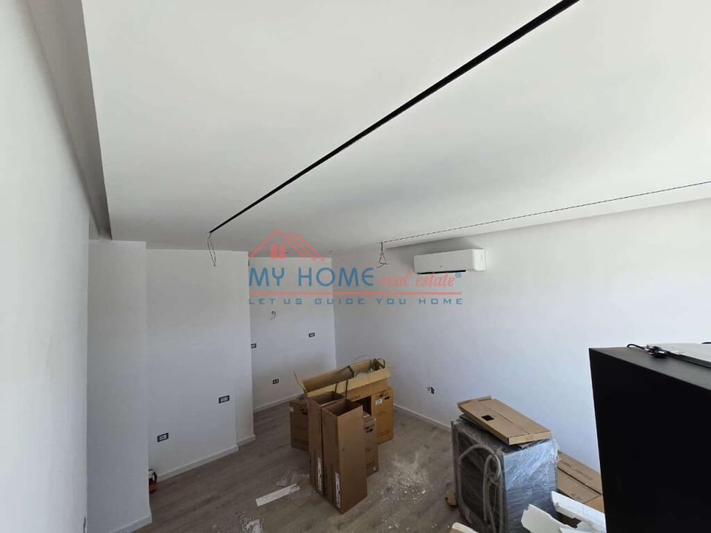 Apartament 2+1+Post Parkimi ne shitje Kompleksi Univers City Tirane