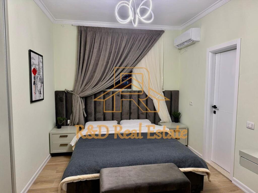 🏡 Apartment 3+1 + balcony for rent – Bajram Curri Boulevard