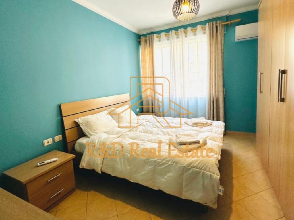 🏡 Furnished apartment for rent – (Zogu I Boulevard)📍 Next to Sinan Tafaj High School