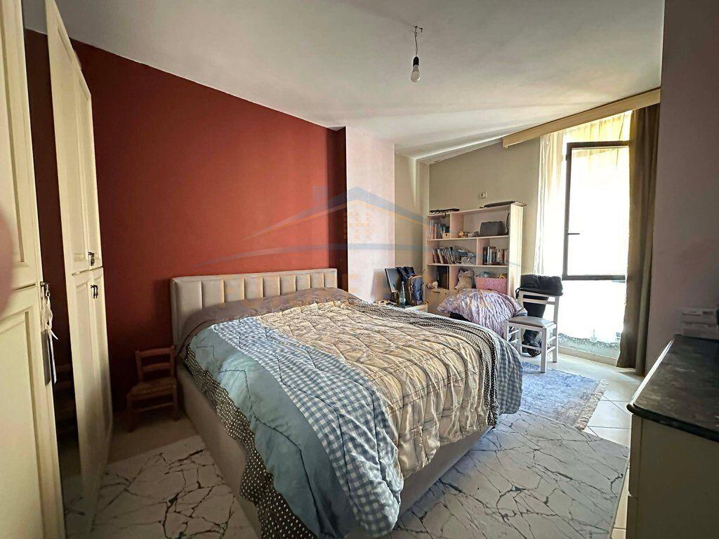 Apartament ne shitje 2+1+2, Yzberisht