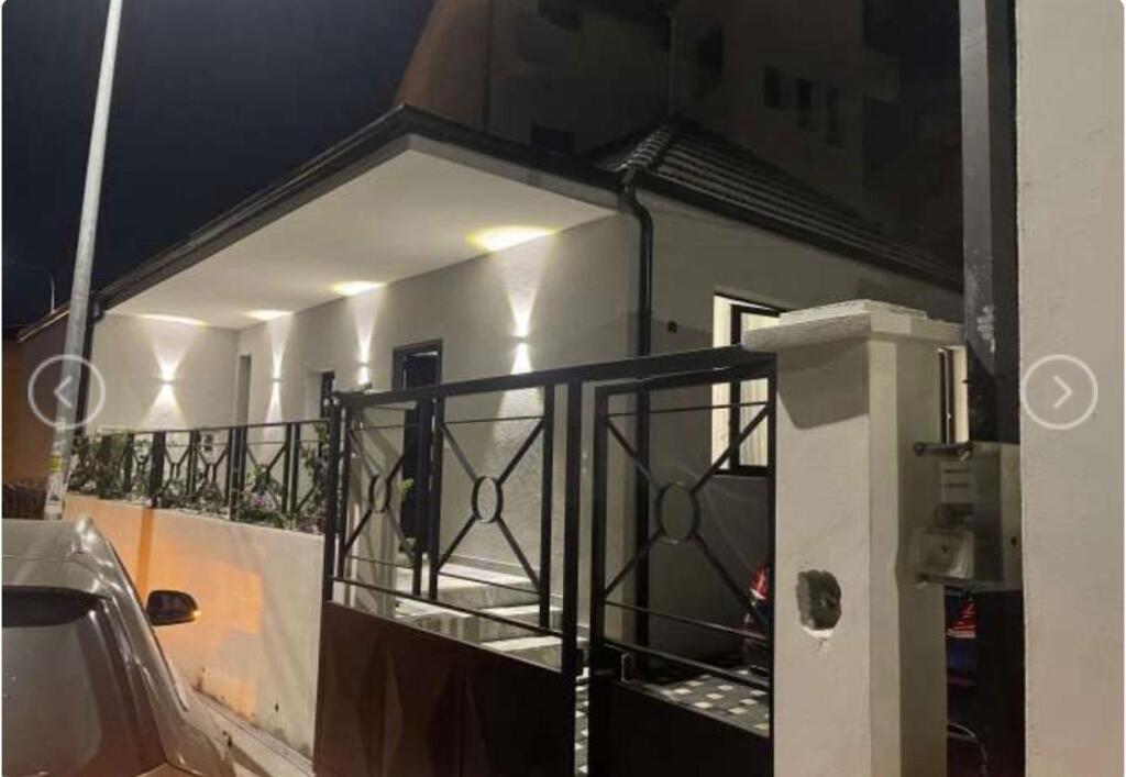 Apartament 1+1 / Shtëpi Private me Qira