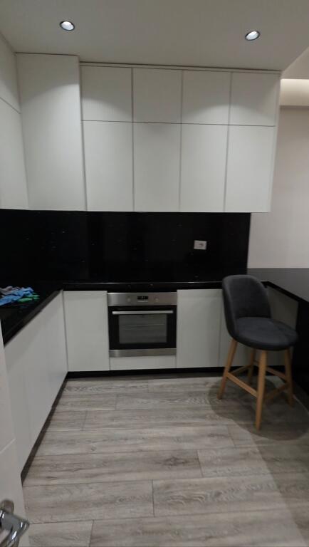 Super 1+1 me Qera ne Astir