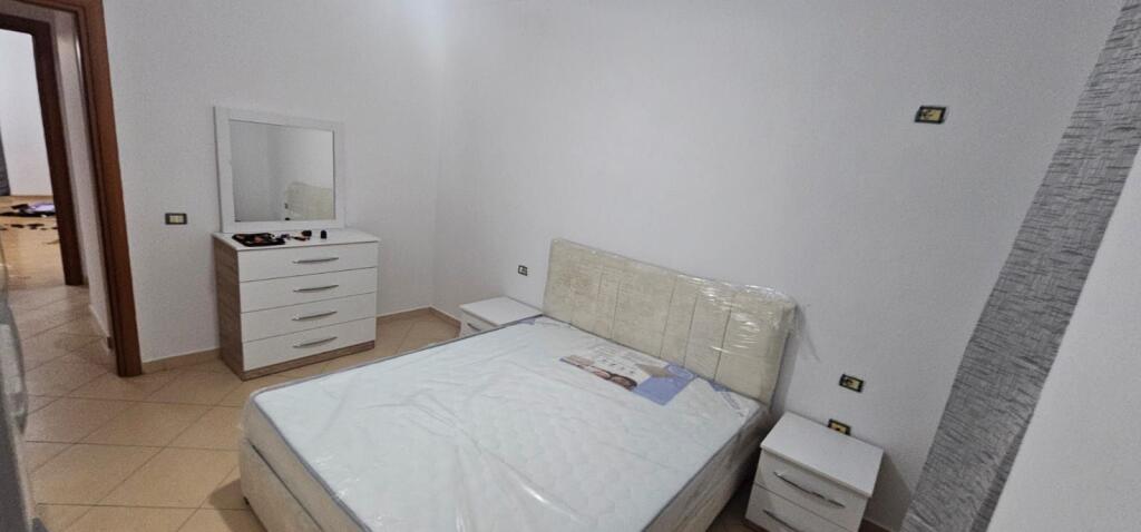 Apartament me qera - Yzberisht