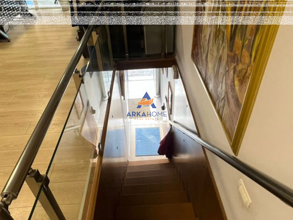 OFFICE FOR RENT ON SULEJMAN DELVINA STREET 800 EURO