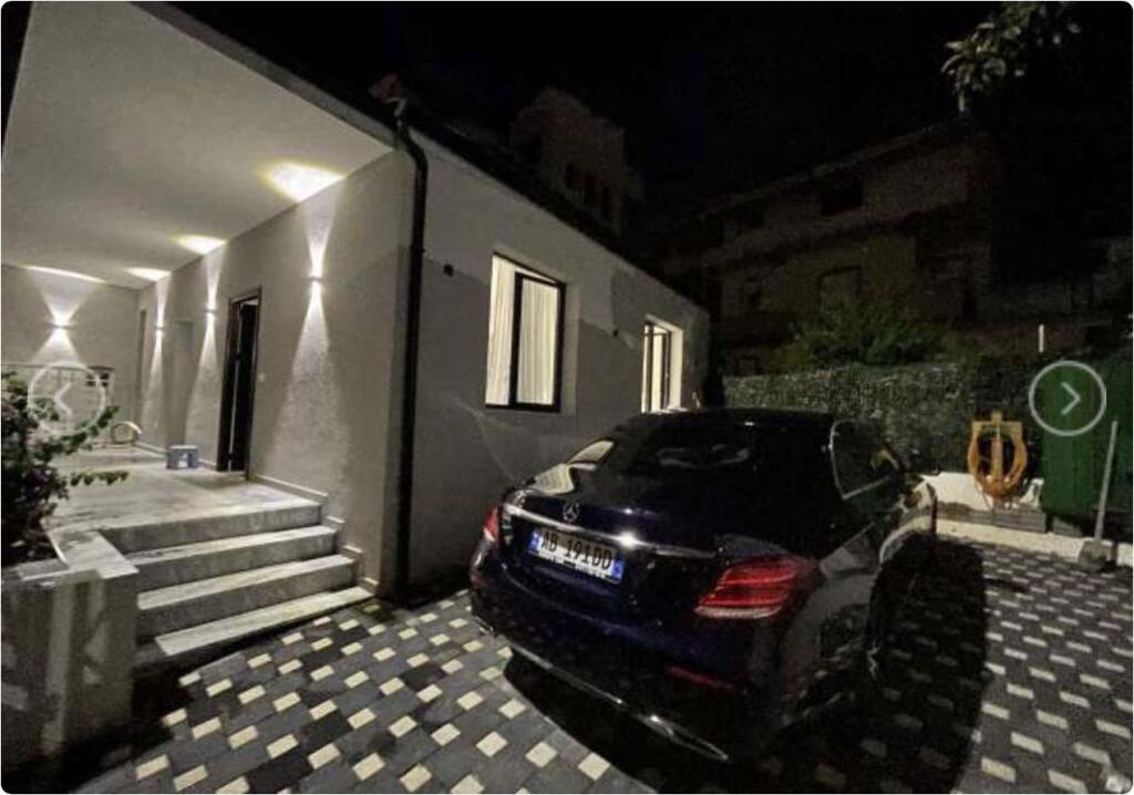 Apartament 1+1 / Shtëpi Private me Qira