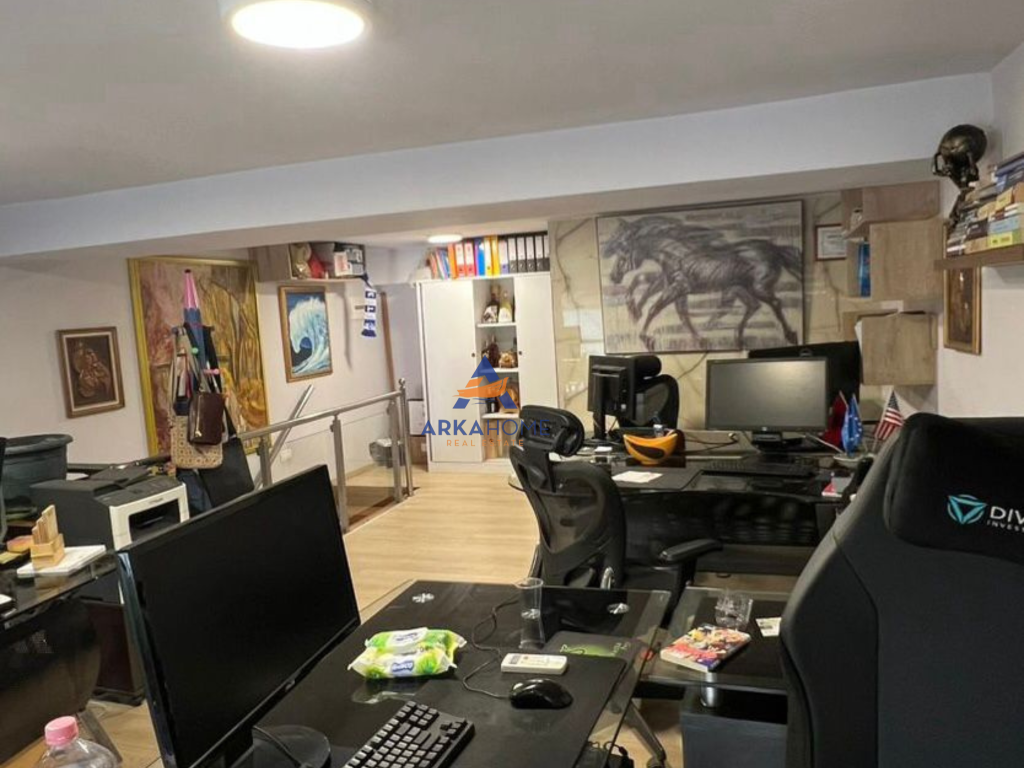 OFFICE FOR RENT ON SULEJMAN DELVINA STREET 800 EURO