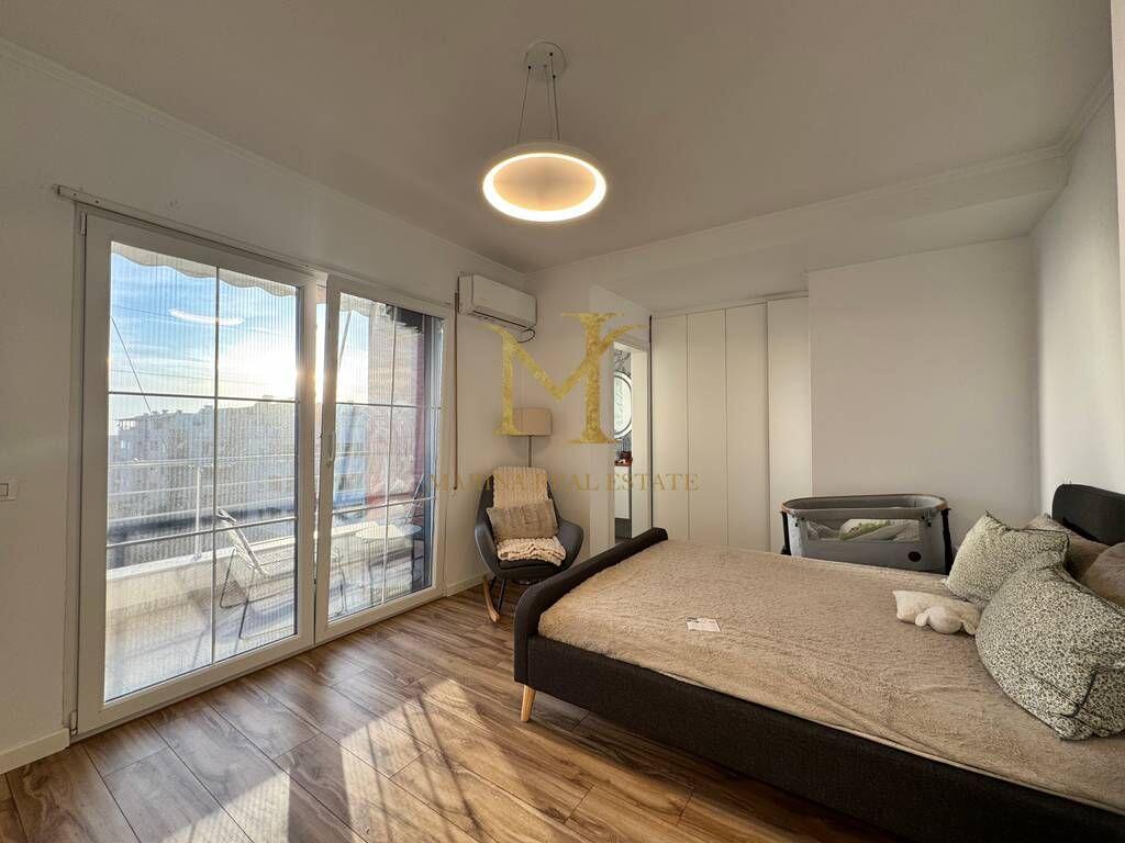 Jepet me qera 2+1+2 banjo, ne Plazh (Ura e Dajlanit)