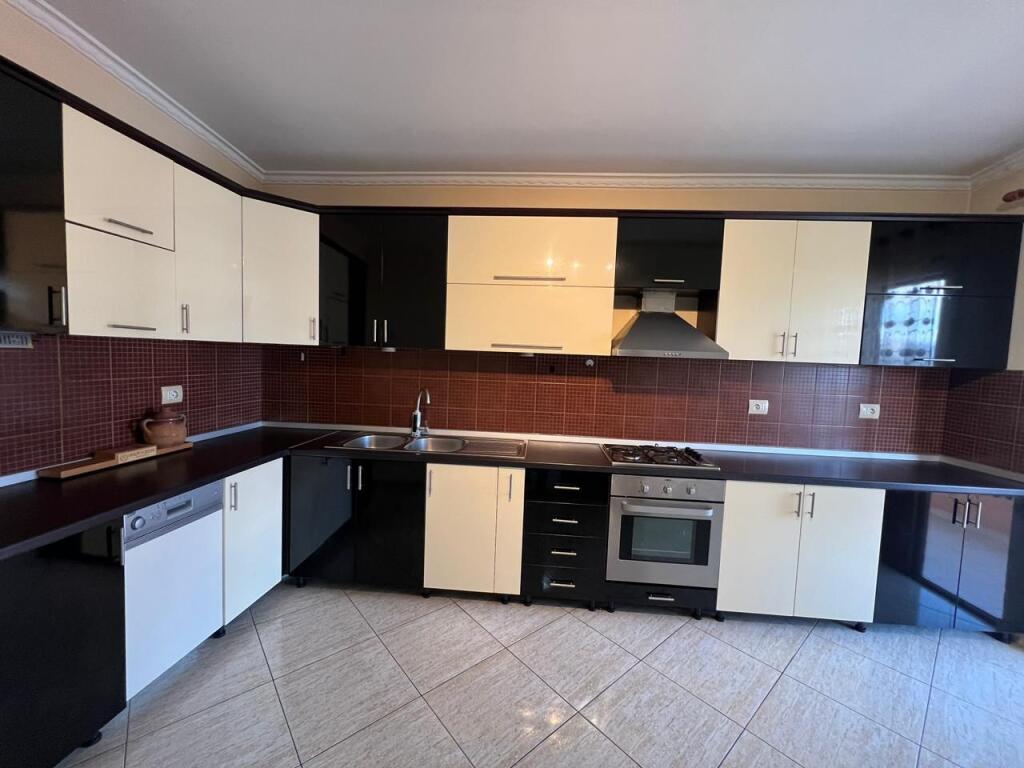 For Rent Apartment 3+1, “Fresk”, Tirana