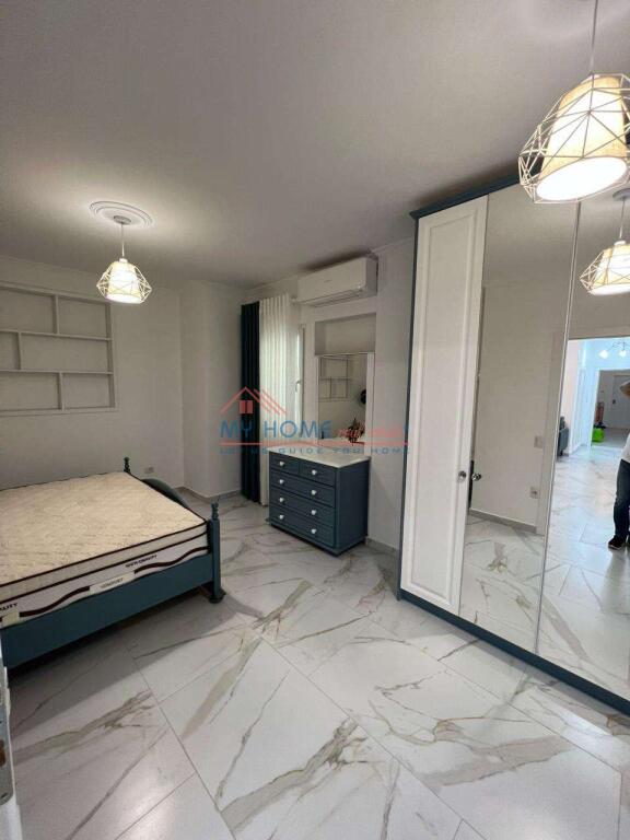 Apartament 2+1 me qera Sheshi Willson Tirane