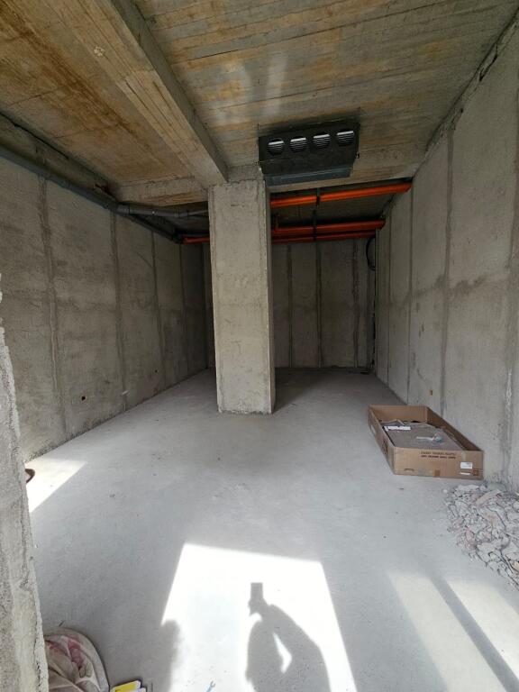 SHITET DYQAN – AFËR SHESHIT PRANVERA, DURRËS