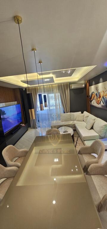 ❌️❌️EXCLUSIVE❌️❌️❌️ APARTMENT FOR SALE 3+1+2+ Veranda + GARAGE 240,000 € 📍 DURRES CENTER, NEIGHBORHOOD NO.4, FLAGSHIP CENTER, DURRES