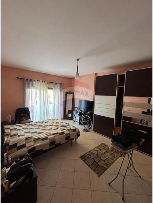 Apartament 1+1 per shitje tek Pazari i Ri