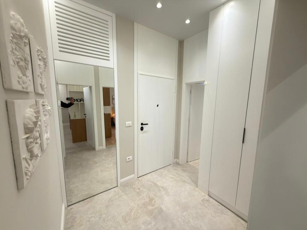 🏡 Super 1+1 apartment for rent  📍 Barrikadave Street, Tirana💶 Price: 700 € / month