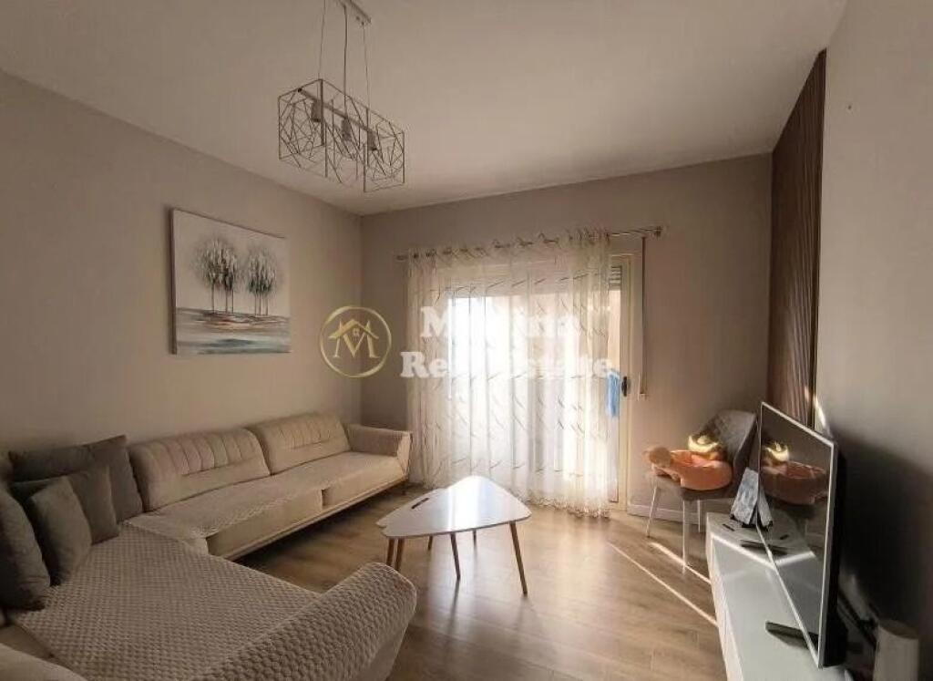 Rent | Apartment 2 + 1 | Cabej Buildings, Yzberisht | 450 €/month