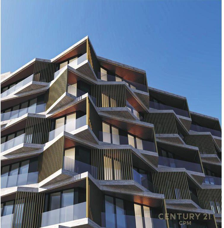 WE SELL 2+1+2 APARTMENT WITH VIEW OF THE TIRANA LAKE AT GRADIENT RESIDENCE!