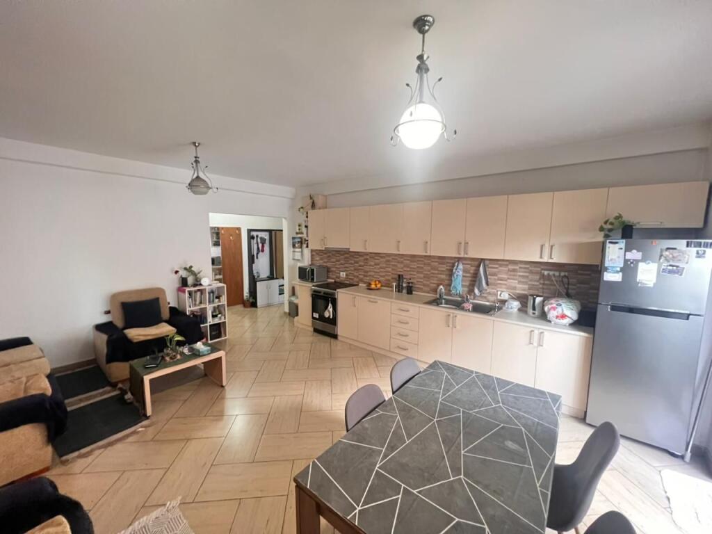 Apartament 2+1 me qera ne Don Bosko prane Viva Market ne Tirane