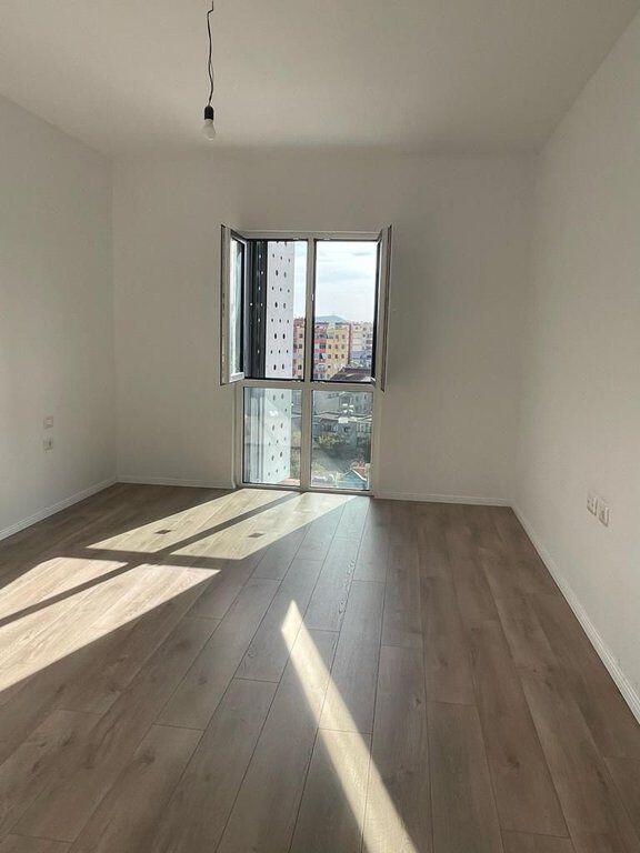 Apartament 1+1 për Shitje – Rruga 5 Maji, pjese e kompleksit Emerald ne Tiranë! 180,000 €