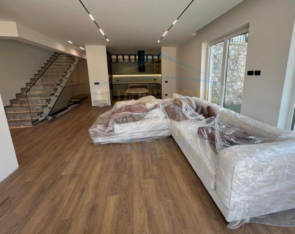 Qera, Vilë, Vilat Forest, Liqeni I Thatë, Tiranë...