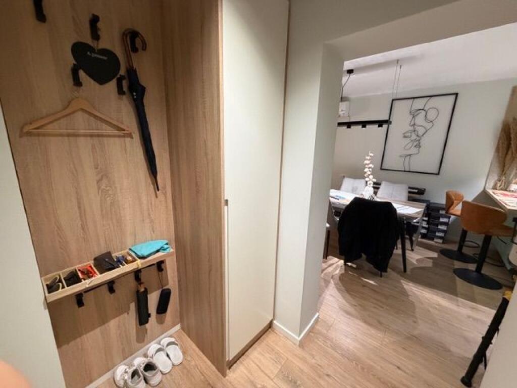 Apartament me qira 64m2 – Myslym Shyr (prane Gjykates se Shkalles se Pare)