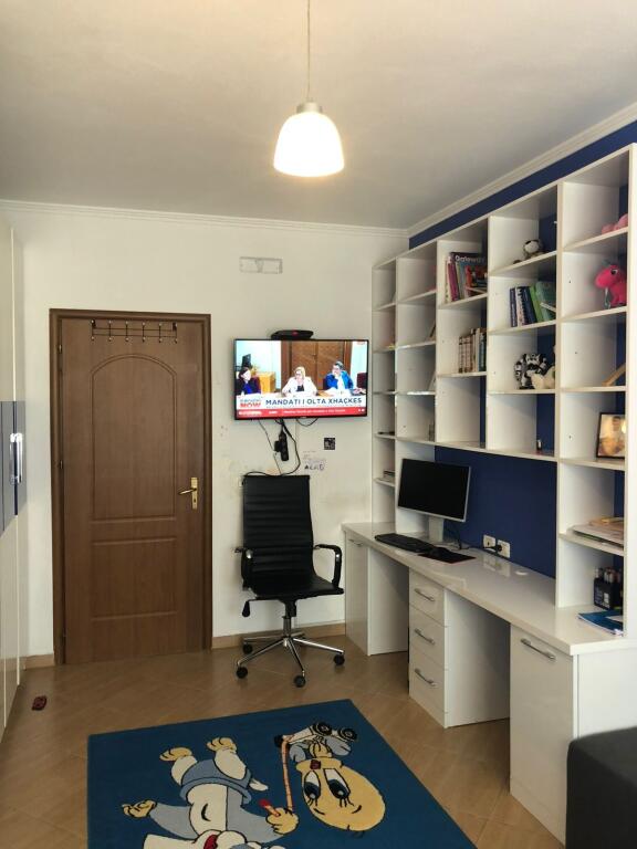 Apartament 2+1+2 per Shitje ne Astir