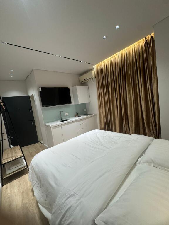 Jepen me qira 2 Garsionere ,Qender 9-Katshet