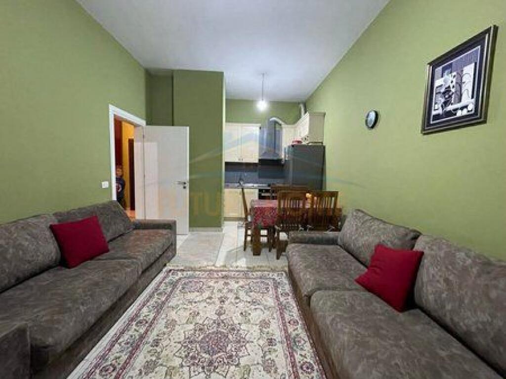 In vendita, Appartamento 1+1 Unaza e Re