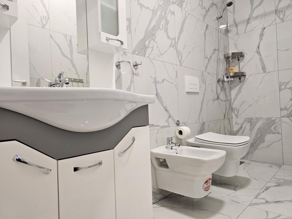 Jepet 1+1 me qirA te orbital ne jordan misja